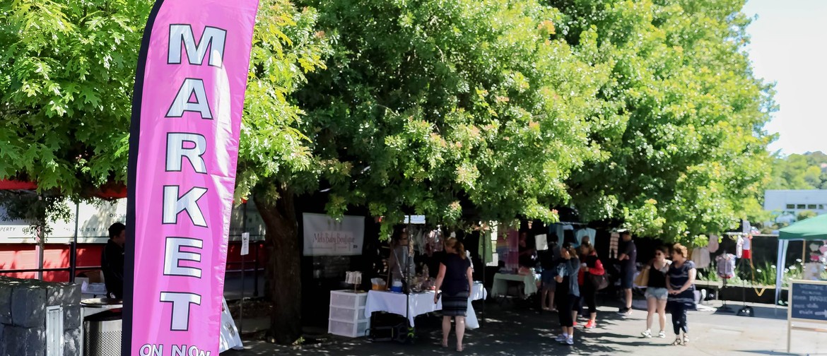 Ellerslie Mama Markets (with Ralphe Live Music)