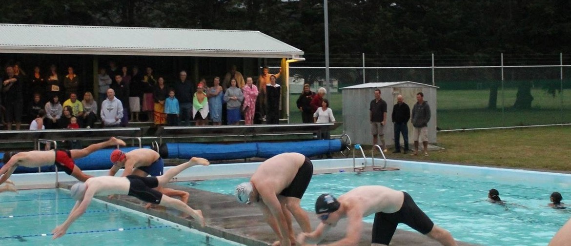 Featherston Community Swimming Relay
