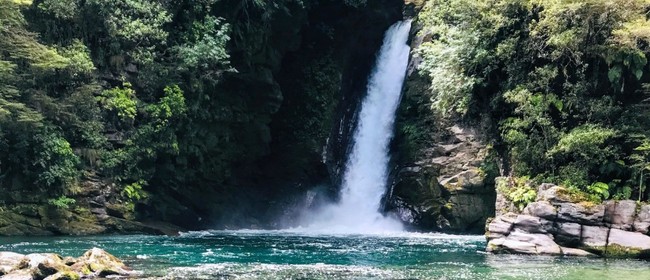 Tauranga-Taupo Waterfall Tramp