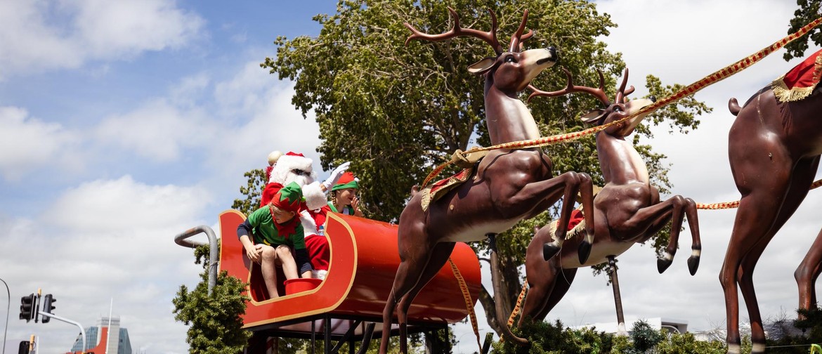 A Very Palmy Christmas Parade