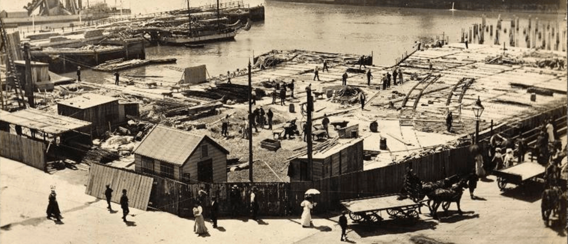 Image in sepia of the Auckland waterfront was like in early 1900s