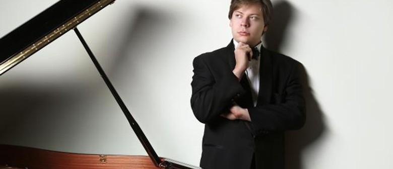 Nikolai Saratovsky Piano Recital