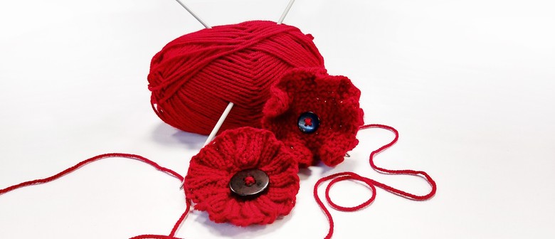 Toitū Remembers - ANZAC : Knitted Poppies