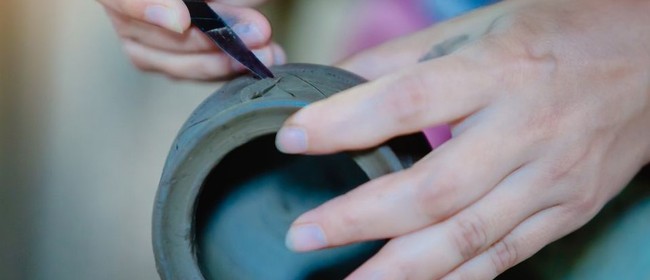 Scraffito - Clay Pottery Decoration