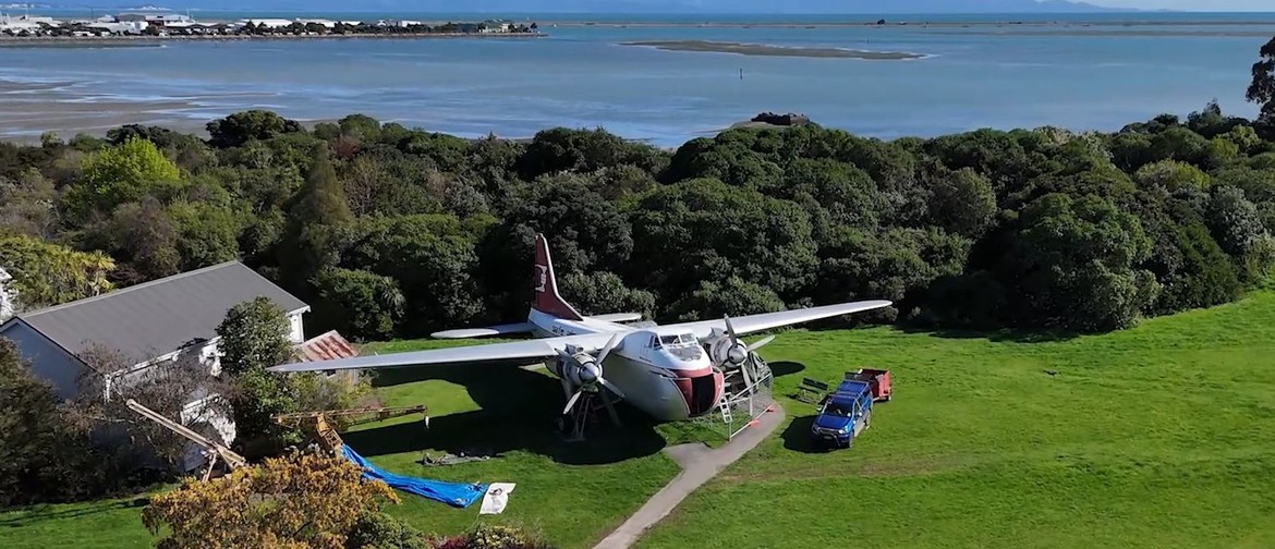 Tuku25: “She’ll Be Lovely”: Bristol Freighter Project