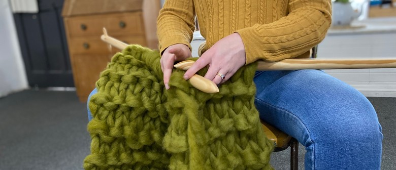 Giant Knitting