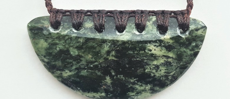 Pounamu Carving