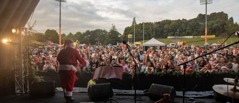 Christmas on the Green
