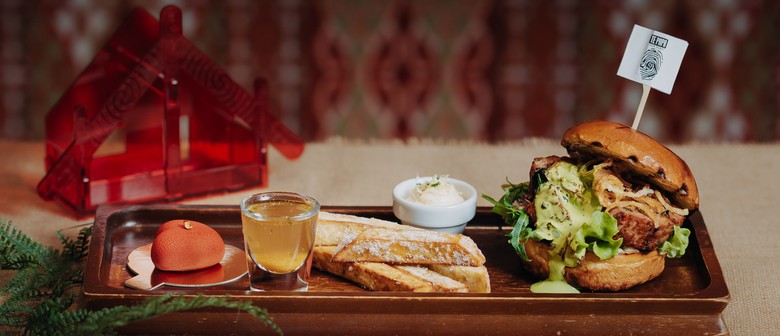 Āhuru Kai Kōhua Poaka: Burger Wellington