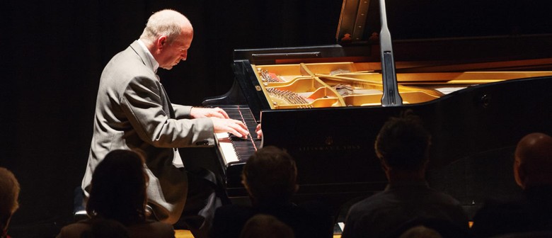 Michael Houstoun – Masterpiece Concert
