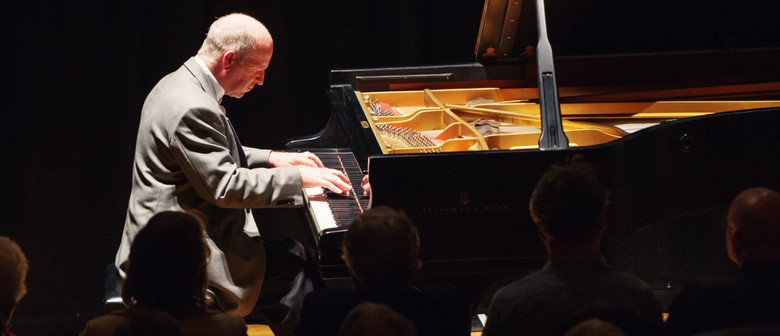Michael Houstoun - The Masterpiece Concert