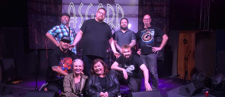 House of Laughs Open Mic Night!