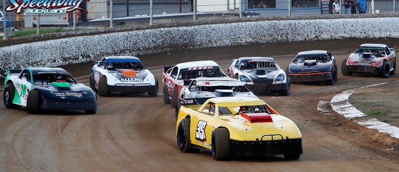 New Zealand Saloon Grand Prix at Waikaraka Family Speedway