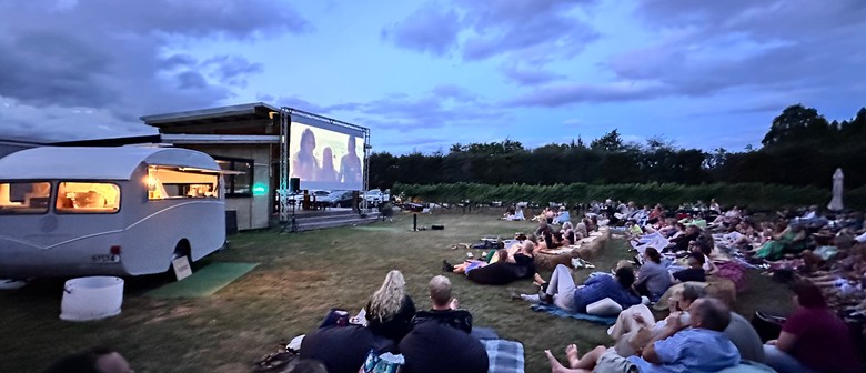 Outdoor Movie - Dirty Dancing
