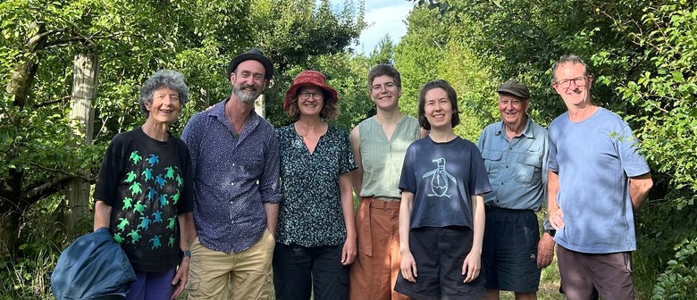 Pick Your Own Apples at Molewood Orchard 2026