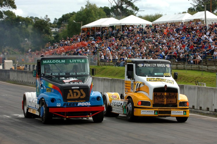 FIA European Truck Racing Cup 81508-54218-14.jpg?_ga=2.78019924.1372537328.1494405197-486907031