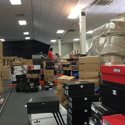 Big Brand Surf Street Skate Snow Clothing Shoes Sale Big Brand Surf Street Skate Snow Clothing Shoes Sale