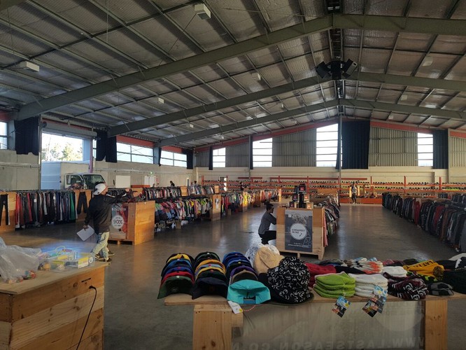 Big Brand Surf Street Skate Snow Clothing Shoes Sale Big Brand Surf Street Skate Snow Clothing Shoes Sale