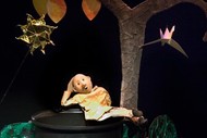 Paper Shaper - Childrens Puppet Theatre