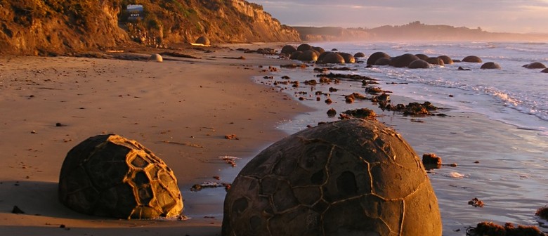 Moeraki Boulders