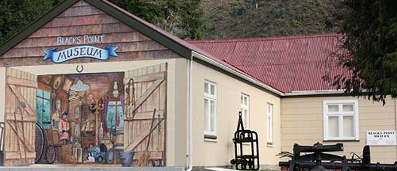 Blacks Point Museum