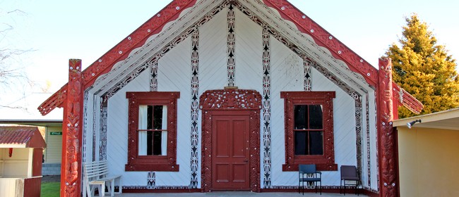 Pāpāwai, Māori Capital - Roadside Stories